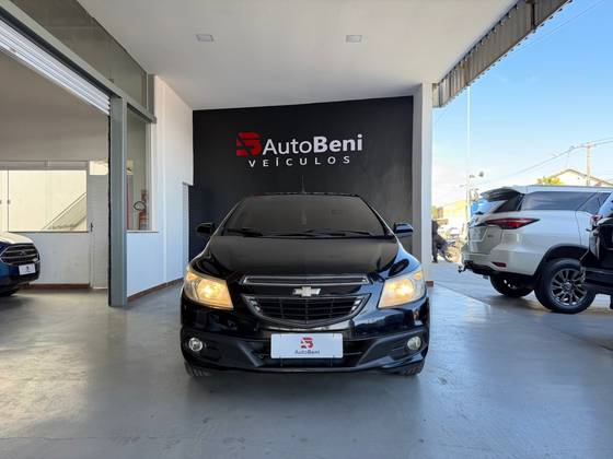 CHEVROLET ONIX 1.0 MPFI LT 8V FLEX 4P MANUAL CHEVROLET ONIX 1.0 MPFI LT 8V FLEX 4P MANUAL